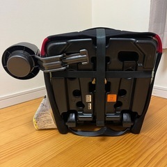 良品　コンビ　ジョイトリップエアスルーGG チャイルド&ジュニアシートの画像