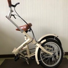 折りたたみ自転車の画像
