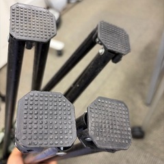 折りたたみチェア  アウトドアチェア キャンプチェア バーベキューチェア フォールディングチェア  肘掛け付き コンパクト収納 軽量 持ち運び便利 キャンプ BBQ  公園 フェス 屋外 室内兼用 椅子 イス いす 簡単設置 アウトドア用品 折り畳み式チェアの画像