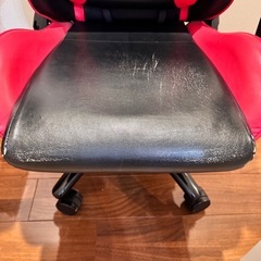 AKRACING ゲーミングチェアの画像