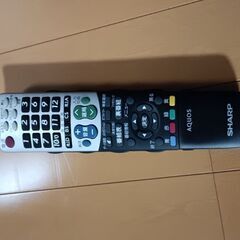 AQUOS　液晶カラーテレビLC-32EB  2011年式の画像