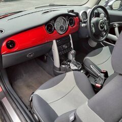 BMWミニクーパーS　H18　車検9/4　走行65000ｋ　デジタルルームミラー（ドラレコ＆Ｂカメラ付き）クロノパッケージ　ＯＰホワイト17ＡＷ　キセノン　各所ＬＥＤの画像