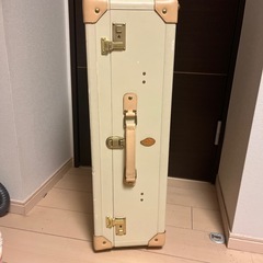 スーツケースの画像