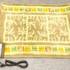 パナソニック ミニホットカーペット 77cm x 60cmの画像