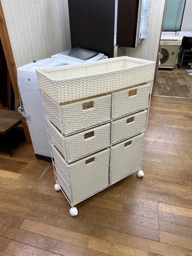 可愛いラタン調!! キャスター付き ランドリーチェスト ラック 浴室収納 ワゴンチェスト