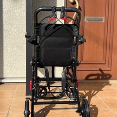⭐️購入者決定⭐️YLOVABLE 折りたたみ車椅子　 の画像