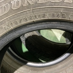 スタッドレスタイヤ　175/65 R15 15インチの画像
