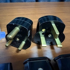 海外用 電気プラグ11個セット しおり付 の画像