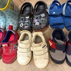 子ども靴・サンダル　6足の画像