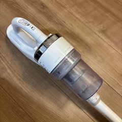 東芝製コードレス掃除機の画像