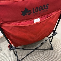 折りたたみチェア  アウトドアチェア キャンプチェア バーベキューチェア フォールディングチェア  肘掛け付き コンパクト収納 軽量 持ち運び便利 キャンプ BBQ  公園 フェス 屋外 室内兼用 椅子 イス いす 簡単設置 アウトドア用品 折り畳み式チェアの画像