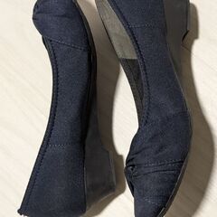 【中古】パンプス 24cmの画像