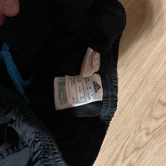 ADIDAS ショートパンツの画像