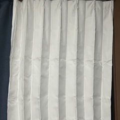 一級遮光カーテン　ホワイト　100×125 3枚セット　の画像