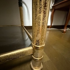 イタリア製ガラステーブルの画像