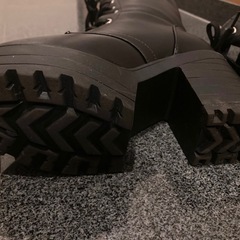 編上げ 厚底 ブーツの画像