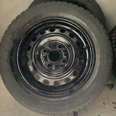 スタッドレスタイヤ155/65/13の画像