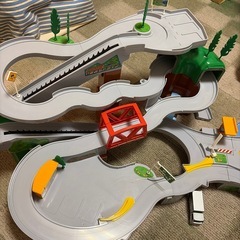 トミカ峠やまみちドライブ 、高速道路にぎやかドライブ　2個セットの画像