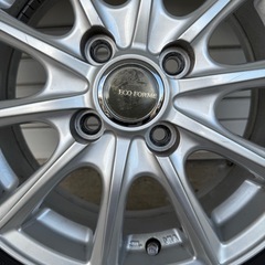 トヨタ　ポルテのスタッドレスタイヤの画像