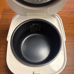 美品　炊飯器　5.5合炊きの画像