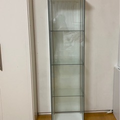 IKEA デトルフ　ガラス扉キャビネットの画像