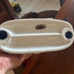 Demainドマンの陶器製人形。シーソー置物の画像