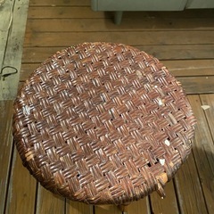 編み込みの椅子　頑丈です♪の画像