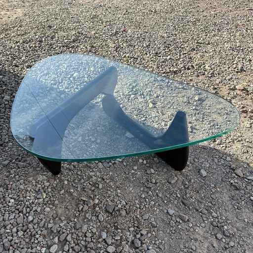 ノグチイサム　コーヒーテーブル　19mm強化ガラステーブル