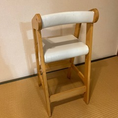 キッズ　ハイチェアー　の画像