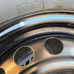 アクア　ブリヂストン　スタッドレス4本　ホイール付き
の画像