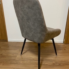 ダイニング椅子二脚の画像