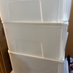 衣装ケース3箱の画像