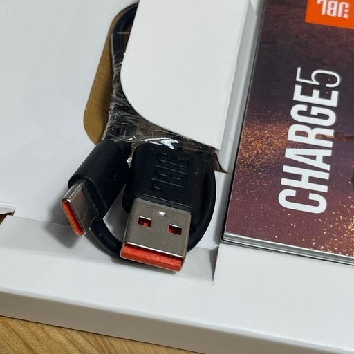 JBL Charge 5 ワイヤレススピーカー
