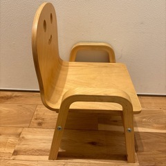 子供用イスの画像