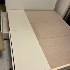 【受取日早い方優先】　ニトリ　クイーンサイズ　ベッドフレームの画像