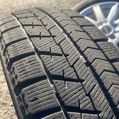 スタッドレス 155/65R14 東北6県無料配送対応‼️爆安‼️最終値下げ‼️④ 超バリ溝❗ 国産ブリジストン VRX ❗ アルミ付き 国産 タイヤ !!　スタットレス　軽自動車　軽の画像