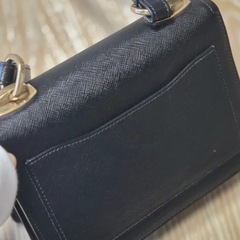 プラダ 三角ロゴ サフィアーノ クロスバッグ 販売しますの画像