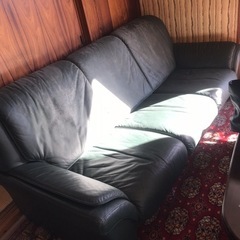 ソファー　　傷有り　　古めですの画像