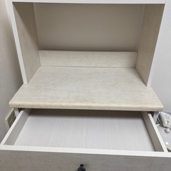 食器 電化製品置きの画像