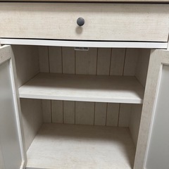 食器 電化製品置きの画像