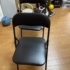 パイプ椅子の画像