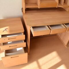【早い者勝ち】学習机② 堀田木工所 DUCK(ダック) デスクの画像
