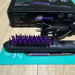【未使用に近い】ホットブラシ　ヘアーアイロンの画像
