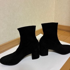 GRL　ショートブーツ　スェード　　23.5㎝の画像