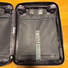 RIMOWA リモワ サルサデラックス ハイブリッド キャビンマルチホイール の画像