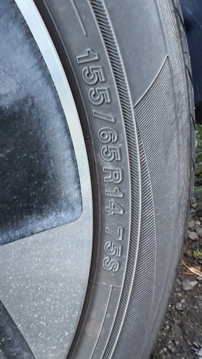 スタッドレスタイヤ(アルミホイール付き)