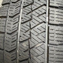 スタッドレスタイヤ155/70R13アルミホイール付4本セットの画像