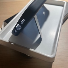 新品 iPhone 17 用 ケース Magsafe対応 マット感 指紋防止 耐衝撃 滑り止め 横縦両立 ストラップホール付きの画像