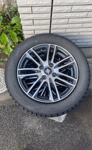 スタッドレスタイヤ「冬用タイヤ」ホイール付