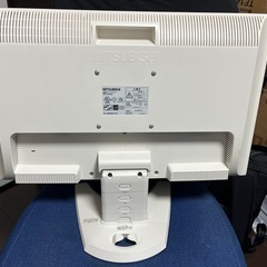 23型(インチ) 三菱液晶ディスプレイの画像